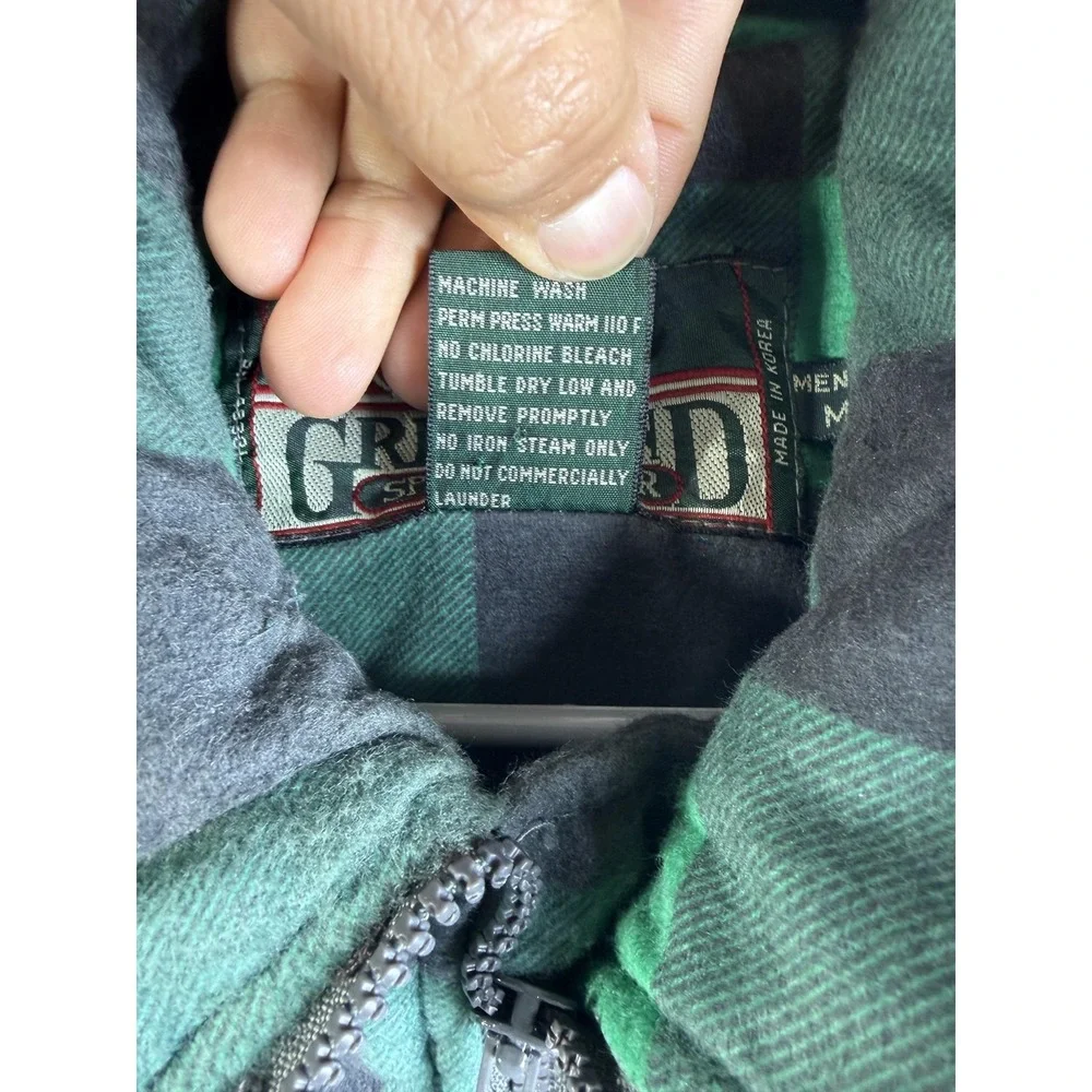 Vintage Greatland Vest Mens Medium Green Plaid Quilted Flannel Insulated 90s